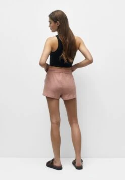 PULL & BEAR Flowing With Pockets - Shorts - Pink -Pull & Bear 000edb07b8ec45d989d7ee500d1d2e05