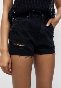 PULL & BEAR Mom-Fit - Shorts Di Jeans - Black Denim -Pull & Bear 00dc25a13a06429493d1594be35690d8