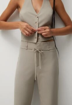 PULL & BEAR Tied Detail SmartPantaloniStone Donna Pantaloni PUC21A0VH-C11 12 PULL & BEAR Tied Detail SmartPantaloniStone Donna Pantaloni PUC21A0VH-C11 -Pull & Bear 0254a4f6ca8c4a04b7f4cc912a9e7370