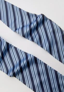 PULL & BEAR Striped ThinSciarpaBlue Donna Sciarpe PUC51G05K-K11 -Pull & Bear 02b56d45137545ce8f83fbe21e12a785