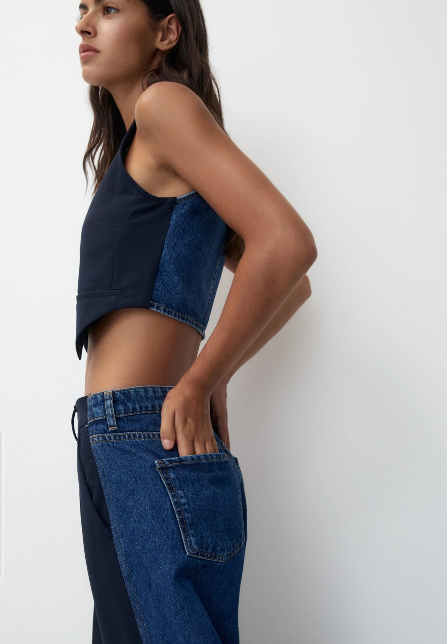 PULL & BEAR ContrastSmanicatoDark Blue Donna Giacche E Blazer PUC21G0IW-K11 6 PULL & BEAR ContrastSmanicatoDark Blue Donna Giacche E Blazer PUC21G0IW-K11 - immagine 4