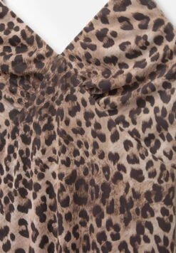 PULL & BEAR PRINTED - Vestito Casual - Brown -Pull & Bear 04b222b343364a8aa9a808b7540dc0f1