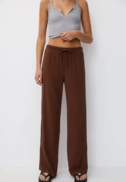 PULL & BEAR With FlowingRustic PantaloniLight Brown Donna Pantaloni PUC21A0UV-O11