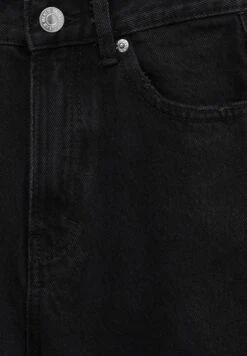 PULL & BEAR Mom Fit - Jeans Tapered Fit - Black -Pull & Bear 07d28cb04ba747a592fdb82019ab0ef3