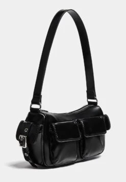 PULL & BEAR Multi-Pocket - Borsa A Mano - Black 9 PULL & BEAR Multi-Pocket - Borsa A Mano - Black -Pull & Bear 0bc54e27f4a447718bbf9b9750a1658f