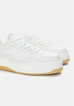 PULL & BEAR CHUNKY SNEAKERS - Sneakers Basse - White -Pull & Bear 0df4a2f3fd624a4891ee757f91befa51