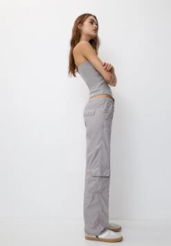 PULL & BEAR With SeamsPantaloni CargoLight Grey Donna Pantaloni PUC21A0VG-C11 -Pull & Bear 0ee9d663a8174b94ace7d3c5e2cdd5a2