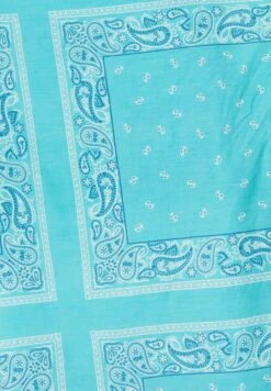 PULL & BEAR Printed Bandana-Style SarongAccessorio Da SpiaggiaBlue Donna Moda Mare PUC81H00E-K11 13 PULL & BEAR Printed Bandana-Style SarongAccessorio Da SpiaggiaBlue Donna Moda Mare PUC81H00E-K11 -Pull & Bear 0fd2b13317bb4de3a9bc6aef27fd7e79