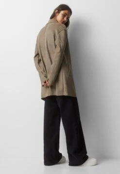 PULL & BEAR With Roll-Up Sleeves - Cappotto Corto - Brown -Pull & Bear 10c4cc6b81a34afb8b287e297c4eb9fc