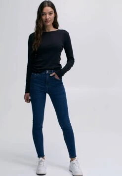 PULL & BEAR Push Up Jeans Skinny FitDark Blue Donna Jeans PUC21N0K1-K12 -Pull & Bear 14956c7b80774b47a18d766b0da9da63