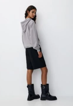 PULL & BEAR Star PatchFelpa Con CappuccioLight Grey Donna Felpe PUC21J11H-C11 -Pull & Bear 1522e8fd83e84046938acbb001c51437