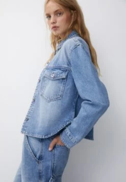 PULL & BEAR With PocketsGiacca Di JeansBlue Denim Donna Giacche E Blazer PUC21G0IL-K11 -Pull & Bear 160cdcb6f58641c580061d5ce62671a8