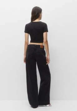 PULL & BEAR Slim Fit With GraphicT-Shirt Con StampaBlack Donna T-shirt E Top PUC21D2HA-Q11 -Pull & Bear 174421e104d14f14a5bae5771680825a