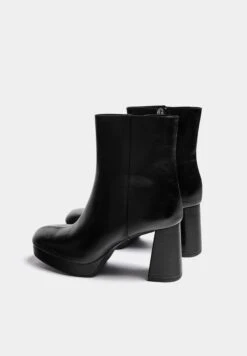 PULL & BEAR Stivaletti Con PlateauBlack Donna Stivaletti PUC11N055-Q11 -Pull & Bear 178ae92f3b5d4758828e0b3833288505