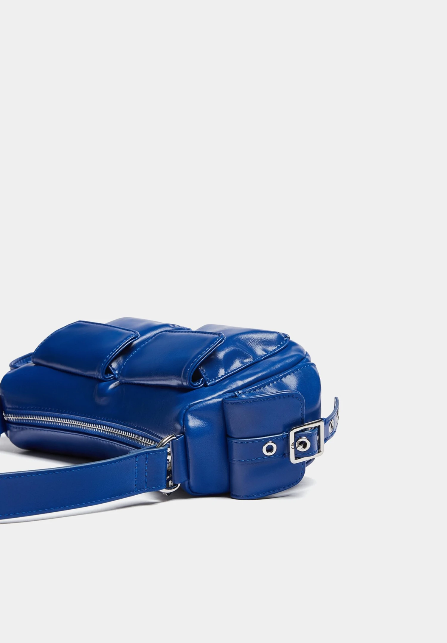 PULL & BEAR Multi-Pocket - Borsa A Mano - Blue 5 PULL & BEAR Multi-Pocket - Borsa A Mano - Blue - immagine 3