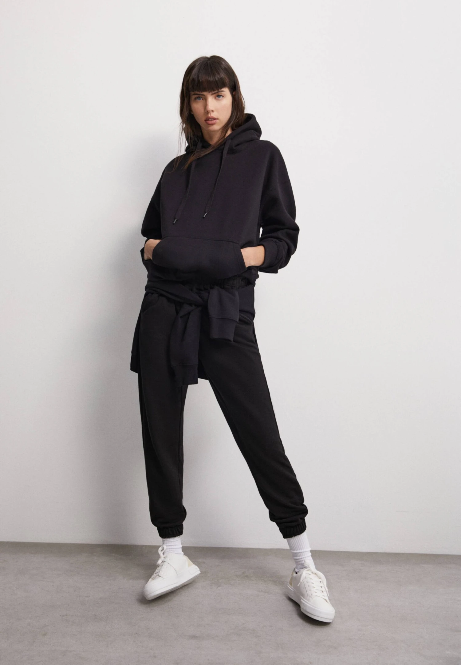 PULL & BEAR OversizeFelpa Con CappuccioMottled Black Donna Felpe PUC21J0OH-Q11 7 PULL & BEAR OversizeFelpa Con CappuccioMottled Black Donna Felpe PUC21J0OH-Q11 - immagine 5