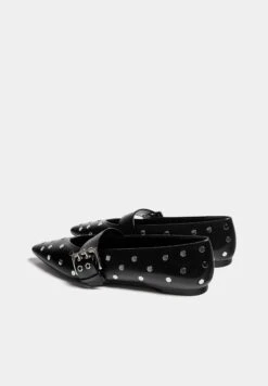 PULL & BEAR Studded Buckles - Ballerine - Black -Pull & Bear 250d93f0c0f548ba90775bef2785e6b3