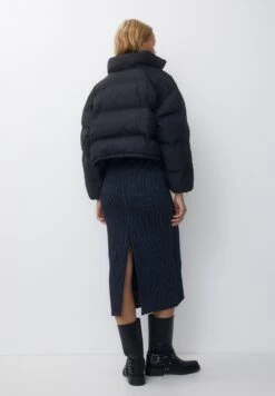 PULL & BEAR Cropped In Ripstop PufferGiacca InvernaleBlack Donna Giacche E Blazer PUC21U0GQ-Q11 -Pull & Bear 26fefc189438469a9e7c360a3188aefd