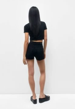 PULL & BEAR High-Waist- Shorts Di Jeans - Black -Pull & Bear 272d374c6ac94769a687af85ae1606a6