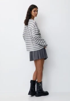 PULL & BEAR Basic StripeMaglietta A Manica LungaGrey Donna T-shirt E Top PUC21D2J6-C11 11 PULL & BEAR Basic StripeMaglietta A Manica LungaGrey Donna T-shirt E Top PUC21D2J6-C11 -Pull & Bear 286dec830c704ea29720c34536b89bdb