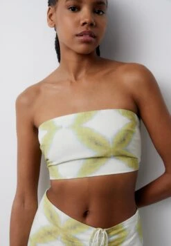 PULL & BEAR Printed Bandeau - Top - Light Green -Pull & Bear 2ae7e71e2fe04846994c39d38b4bb24b