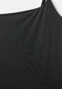 PULL & BEAR MIDI - Vestito Di Maglina - Black -Pull & Bear 2bbacc0e59024e1f8bc69ad7910cd601