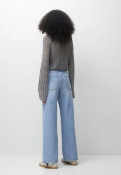 PULL & BEAR Openwork With Flared SleevesMaglioneLight Grey Donna Maglieria PUC21I0OP-C11 11 PULL & BEAR Openwork With Flared SleevesMaglioneLight Grey Donna Maglieria PUC21I0OP-C11 -Pull & Bear 2cc1e7419c604730a67ee28baaba078c