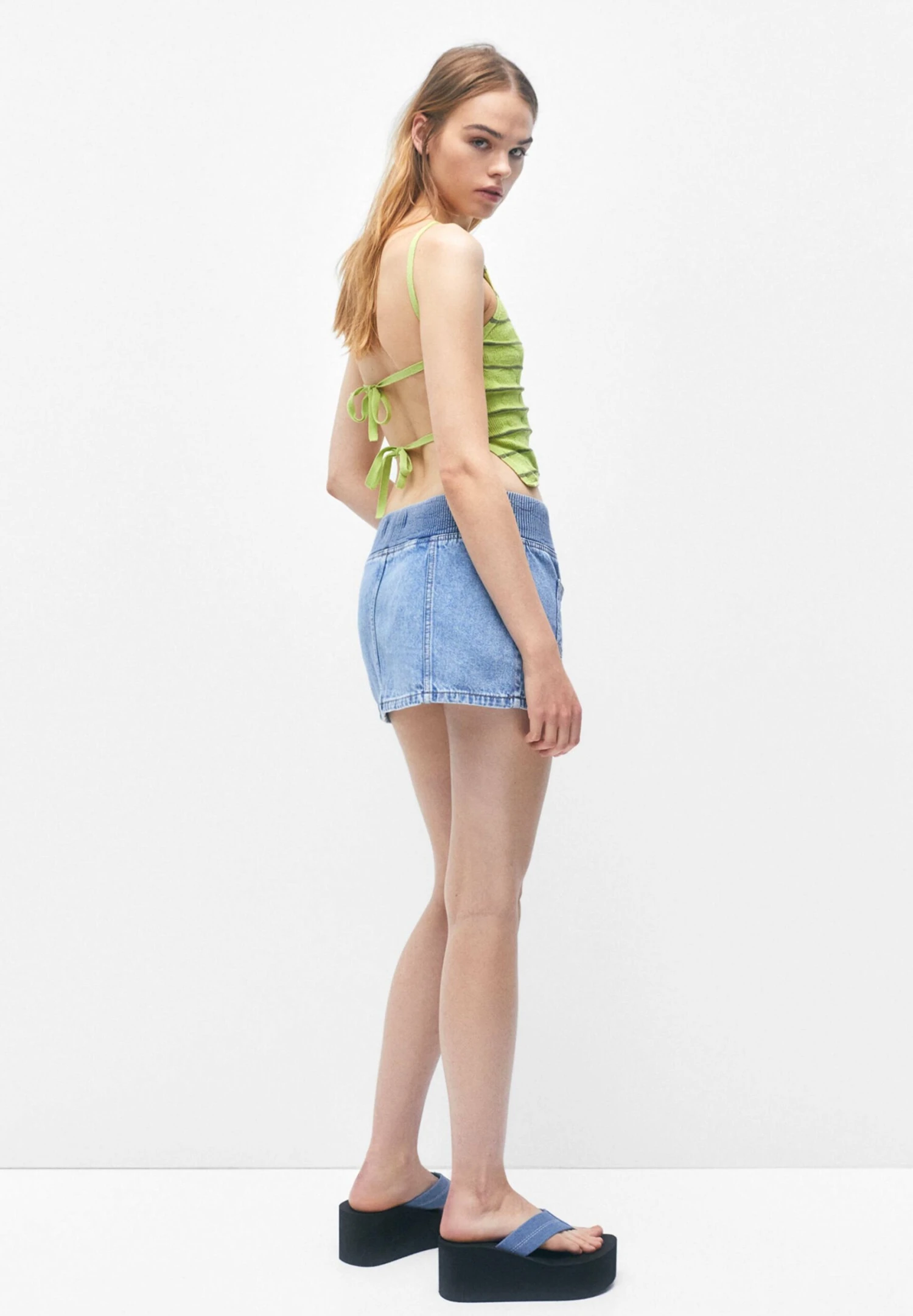 PULL & BEAR Textured StripedTopGreen Donna T-shirt E Top PUC21D2DN-M11 5 PULL & BEAR Textured StripedTopGreen Donna T-shirt E Top PUC21D2DN-M11 - immagine 3