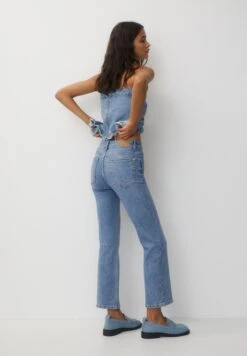 PULL & BEAR High-Waist - Jeans A Zampa - Blue Denim -Pull & Bear 349e810e1e714aa4917ca33c1a745cf3