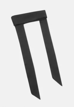 PULL & BEAR ThinSciarpaBlack Donna Sciarpe PUC51G05C-Q11 -Pull & Bear 34dd18a3e1064c91a2eed3a8d3a4ddd9