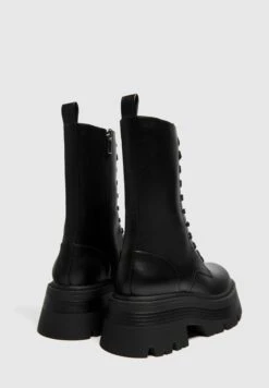 PULL & BEAR Stivaletti Con PlateauBlack Donna Stivaletti PUC11N04R-Q11 -Pull & Bear 3515c51f091e4e8d8808e7078642d5d2