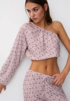 PULL & BEAR AsymmetricCamicettaWhite Donna Camicie E Bluse PUC21E11Y-A11 -Pull & Bear 36ef996bda82446c882acb86f072f118