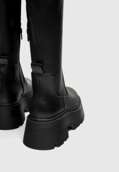 PULL & BEAR Stivali Sopra Il GinocchioBlack Donna Stivali PUC11A0J7-Q11 -Pull & Bear 37b5923783ec4d10b31115e7801a3270