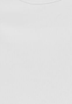 PULL & BEAR Basic TankTopWhite Donna T-shirt E Top PUC21D28H-A11 -Pull & Bear 37b9c99a969f462988429363505dbb47