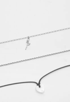 PULL & BEAR 5-PackCollanaSilver-Coloured Donna Gioielli PUC51L0G5-D11 -Pull & Bear 397bf03eee6b42faa6d171ae0bf332a0