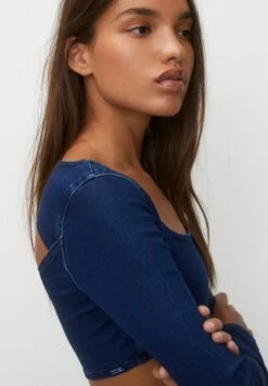 PULL & BEAR Seamless With VentCamicettaDark Blue Donna Camicie E Bluse PUC21E126-K11 11 PULL & BEAR Seamless With VentCamicettaDark Blue Donna Camicie E Bluse PUC21E126-K11 -Pull & Bear 3a9e5fe5e31b497ea2f5cbe6eadb99be