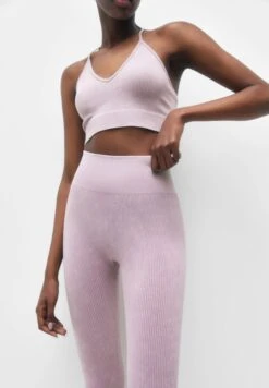 PULL & BEAR Long Faded LeggingsLilac Donna Pantaloni PUC21A0TY-I11 11 PULL & BEAR Long Faded LeggingsLilac Donna Pantaloni PUC21A0TY-I11 -Pull & Bear 3fb5c341e46e413eaa7ac612a2a89a43