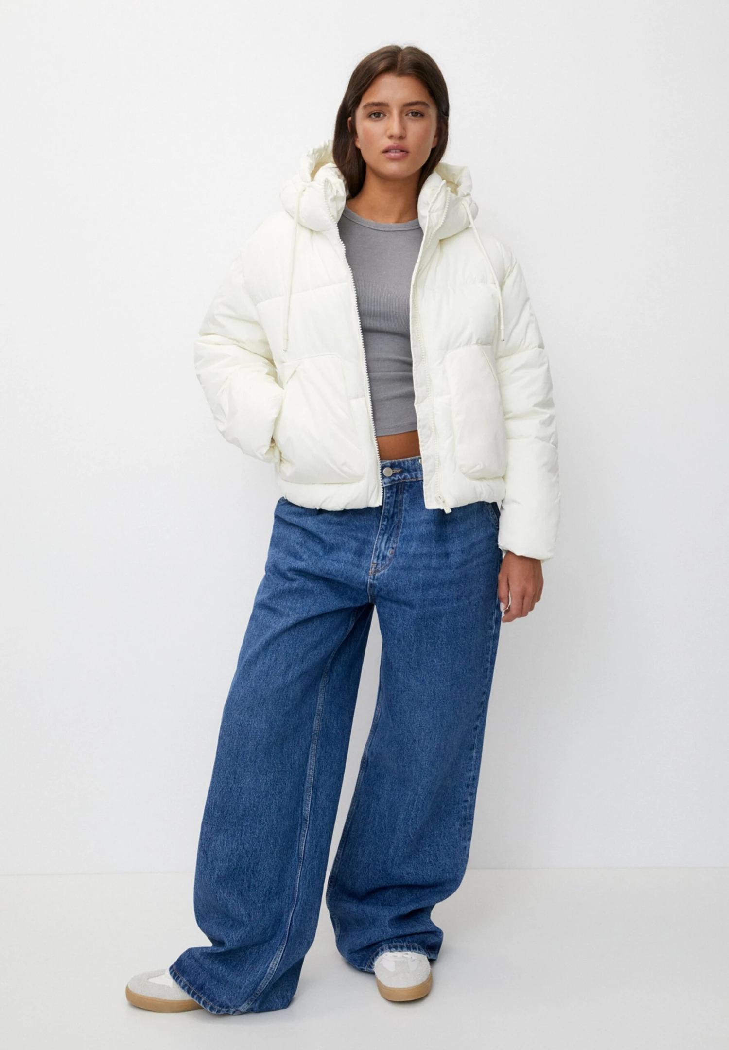 PULL & BEAR Cropped - Giacca Invernale - Beige 4 PULL & BEAR Cropped - Giacca Invernale - Beige - immagine 2
