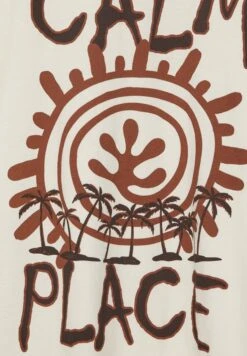 PULL & BEAR Calm PlaceT-Shirt Con StampaWhite Donna T-shirt E Top PUC21D2HT-A11 15 PULL & BEAR Calm PlaceT-Shirt Con StampaWhite Donna T-shirt E Top PUC21D2HT-A11 -Pull & Bear 4064b2f1416d4df5a1d3085d37f53d64