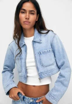 PULL & BEAR Cropped- Giacca Di Jeans - Blue Denim -Pull & Bear 4438d9673312484c8e6ce53671fbc5ff
