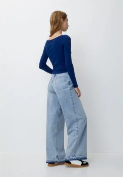 PULL & BEAR Boat NeckMaglioneRoyal Blue Donna Maglieria PUC21I0ON-K11 10 PULL & BEAR Boat NeckMaglioneRoyal Blue Donna Maglieria PUC21I0ON-K11 -Pull & Bear 447e737b0fd54e98b4214af683fbfda9