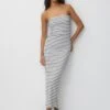 PULL & BEAR Strapless- Vestito Lungo - White 2 PULL & BEAR Strapless- Vestito Lungo - White -Pull & Bear 45642c2c3f1b476b9cb915cea817726d