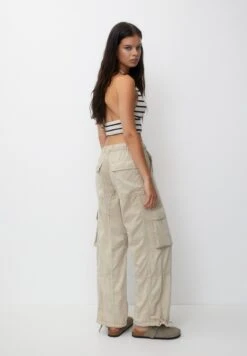PULL & BEAR Pantaloni CargoSand Donna Pantaloni PUC21A0UO-B11 -Pull & Bear 4bb798bfbd6f45f1b54bbc4db9ec9308