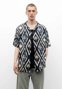 PULL & BEAR Printed Short Sleeve - Camicia - Black -Pull & Bear 4be4a18fd4914398809205f0984e9ccf