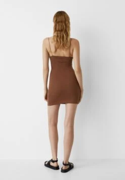 PULL & BEAR Short With Thin Straps Vestito EstivoBrown Donna Vestiti PUC21C13U-O11 10 PULL & BEAR Short With Thin Straps Vestito EstivoBrown Donna Vestiti PUC21C13U-O11 -Pull & Bear 4ce32e5c46a347c0b26c3ee3f7b35334