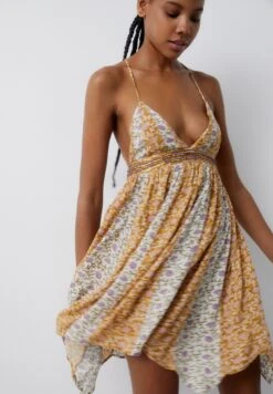 PULL & BEAR Short StrappyVestito EstivoOchre Donna Vestiti PUC21C14R-O11 12 PULL & BEAR Short StrappyVestito EstivoOchre Donna Vestiti PUC21C14R-O11 -Pull & Bear 516ec2dbccaa44819b254bb4111610d1