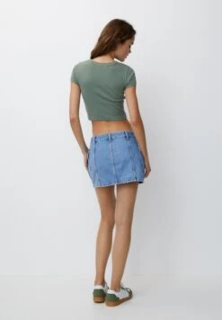 PULL & BEAR Varsity With Contrast EmbroideryT-Shirt Con StampaGreen Donna T-shirt E Top PUC21D2J1-M11 -Pull & Bear 536b5cafa4214cef90cd003e959df9a8