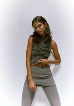 PULL & BEAR Sleeveless Gathered Details CamicettaDark Grey Donna Camicie E Bluse PUC21E12C-C11 -Pull & Bear 537f78f292af4aa18cc661723b3e5acd