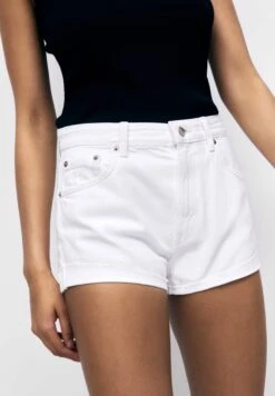 PULL & BEAR Mid-Waist - Shorts Di Jeans - White -Pull & Bear 542531d9fd274cf5bd06154582108363