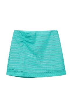 PULL & BEAR Short Shiny - Gonna A Campana - Turquoise -Pull & Bear 56625abf6cba4a37817951c314260d5d